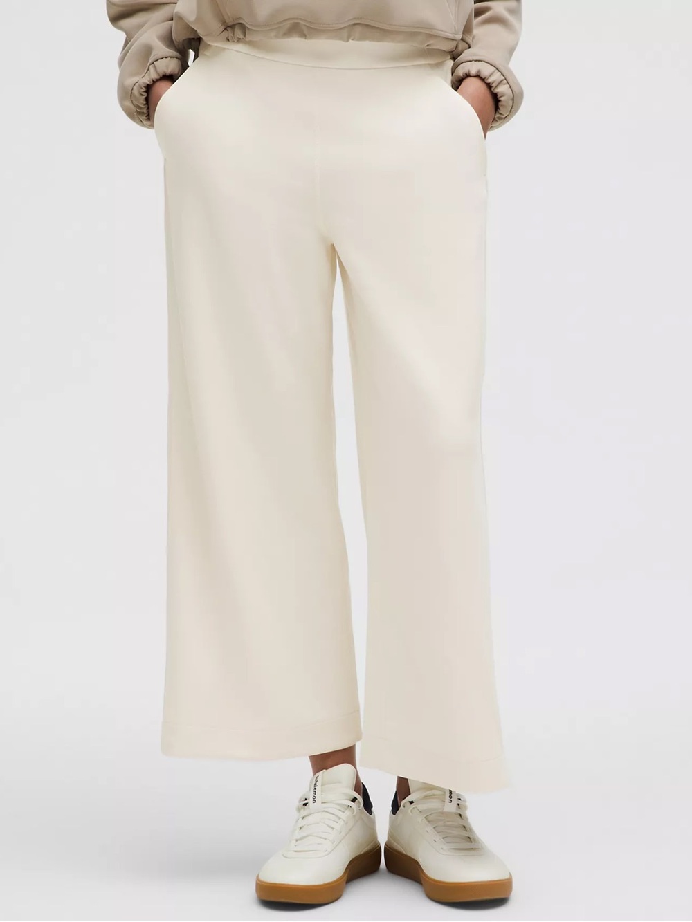 lululemon athletica Softstreme High-Rise Wide-Leg Crop Pant Medium - Light Ivory